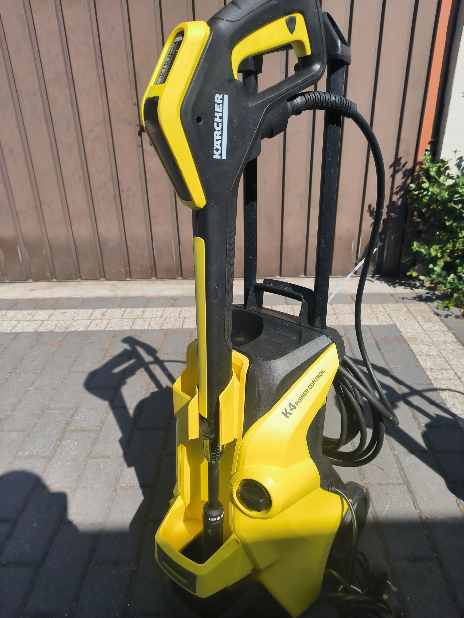 Myjka ciśnieniowa Karcher K4 Power Control 1800 W 130Bar Polecam
