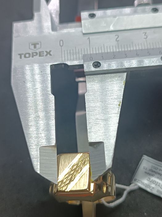 Sygnet złoty nacinany