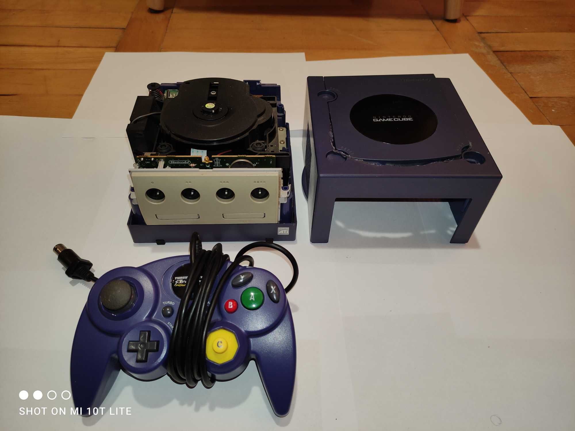 UNIKAT 2x Nintendo GameCube MODCHIP + 2 x Pad + 8 gier + karty pamięci