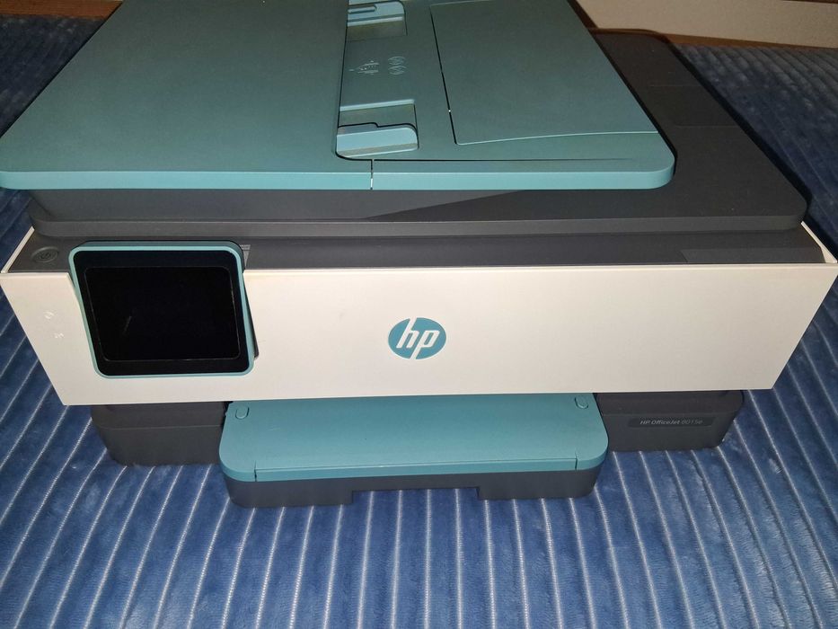 Impressora Multifuncional HP OfficeJet 8015e, avariada
