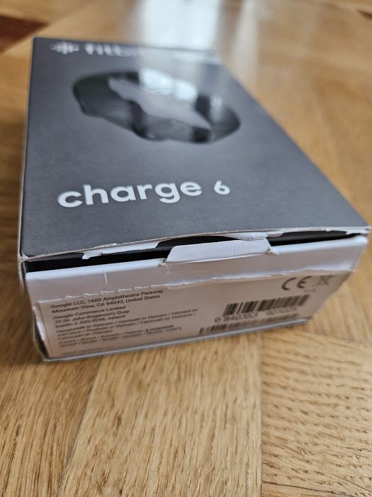 Фітнес браслет Fitbit charge 6