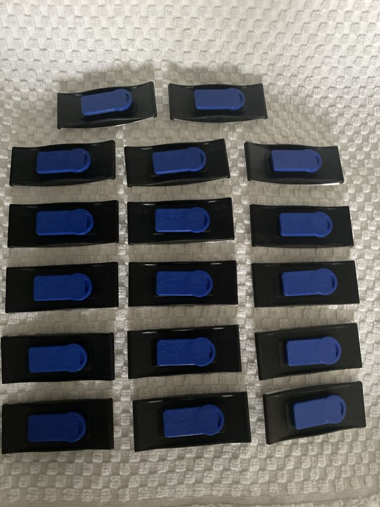Tabliczki magnetyczne na imiona 17szt