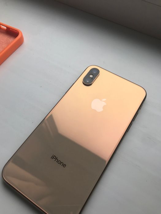 IPhone Xs на 64gb
