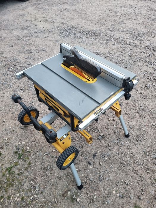 Piła stołowa dewalt ze stołem dw 745