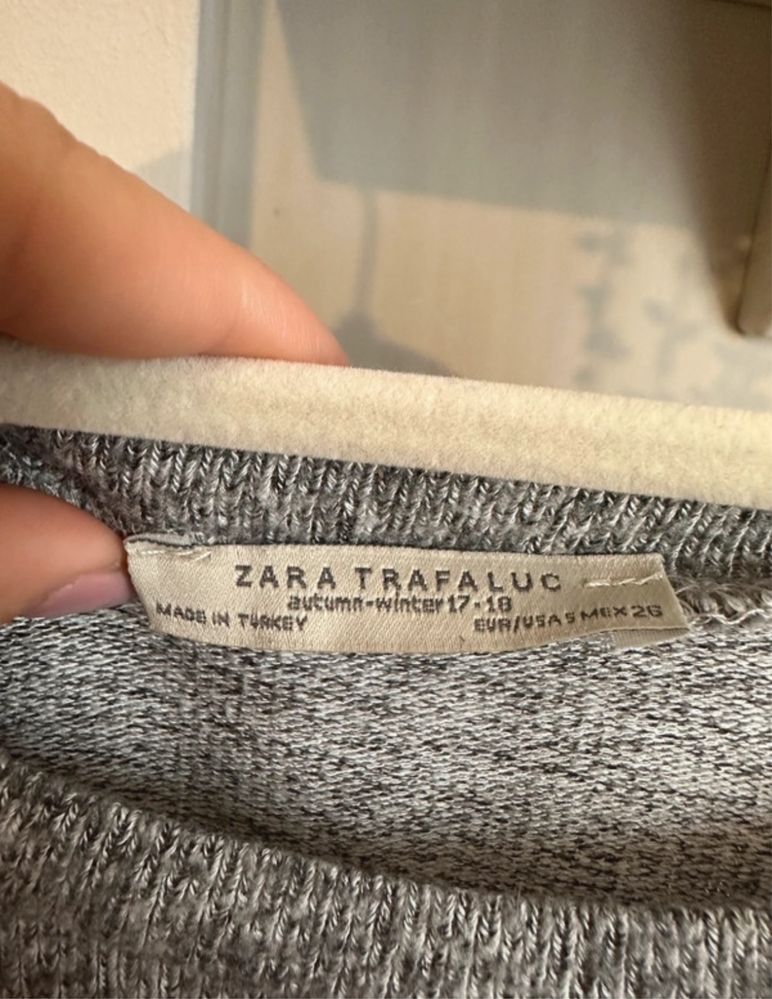 Camisola cinza da Zara