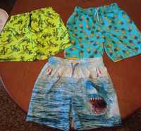Пляжні шорти для хлопчика та купальник для дівчинки