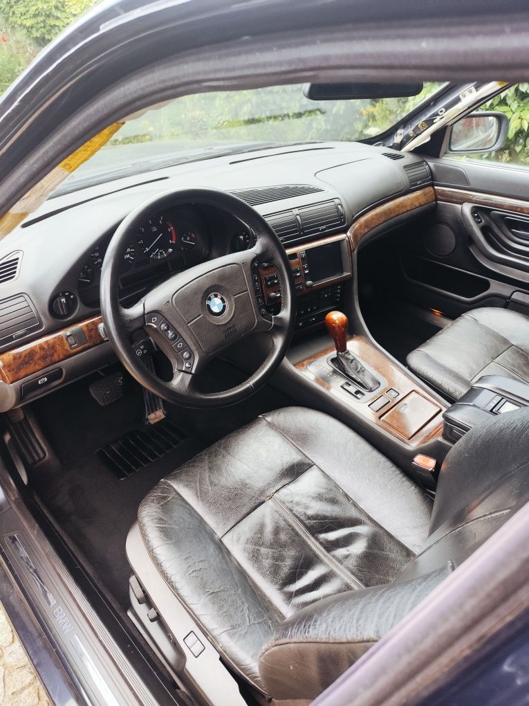 BMW E38 725 TDS Caixa Auto