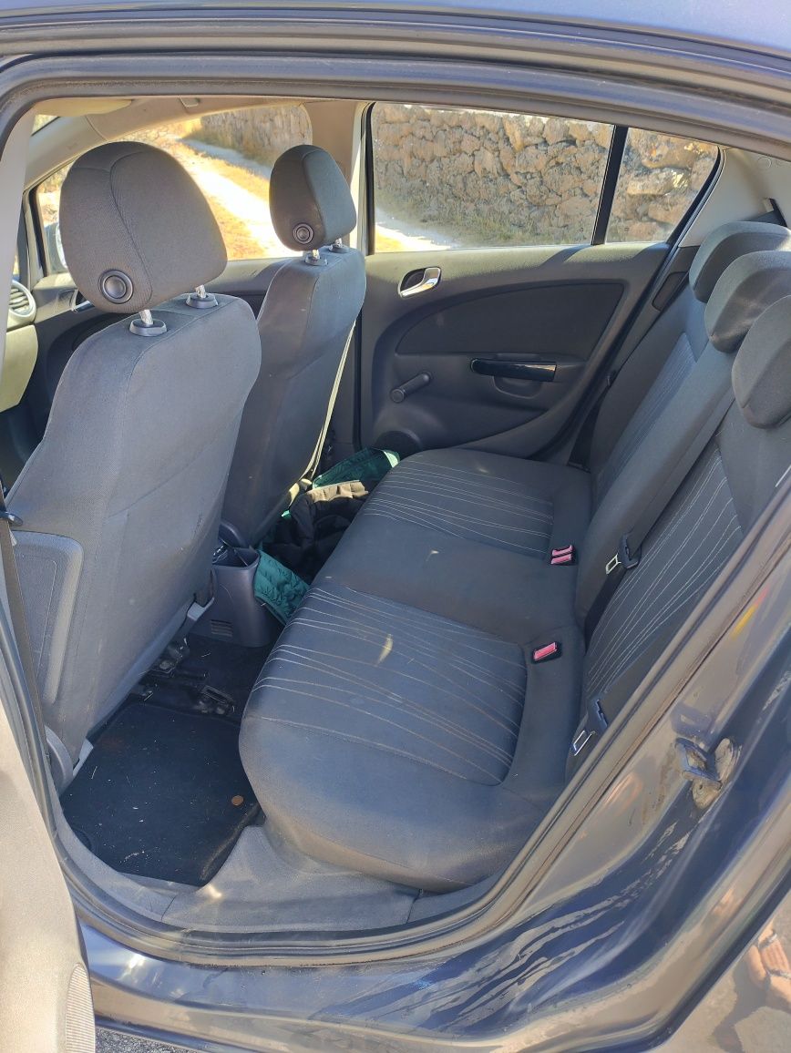 Opel corsa D 1.3 Cdti
