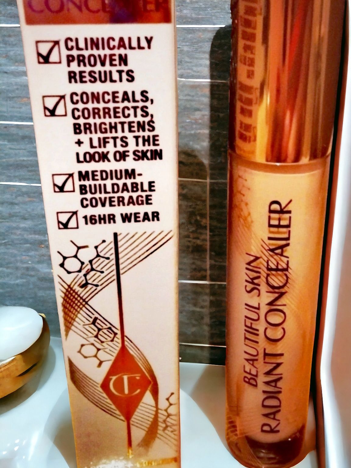 Beautiful Skin 3 Fair pale - Charlotte Tilbury