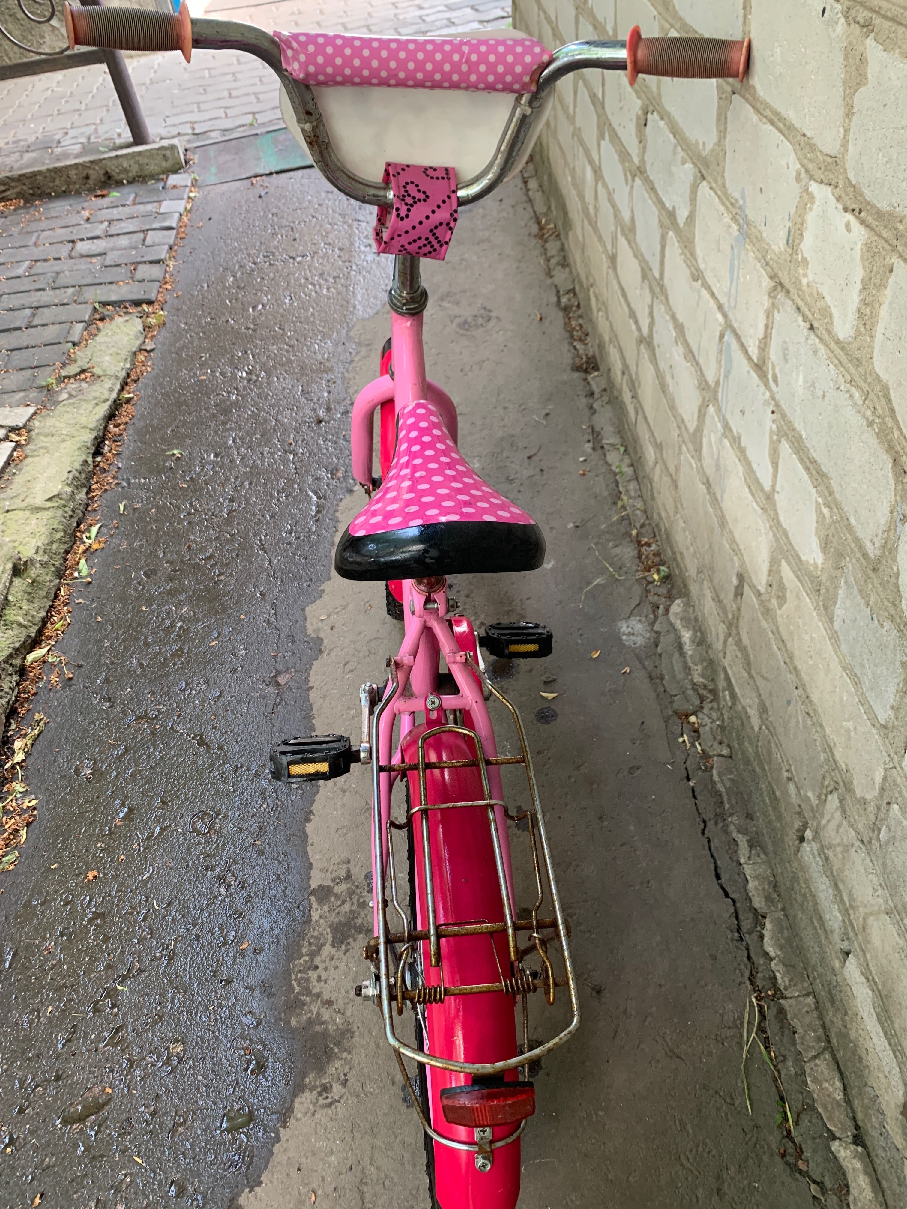 Велосипед для дівчинки 6-7 років