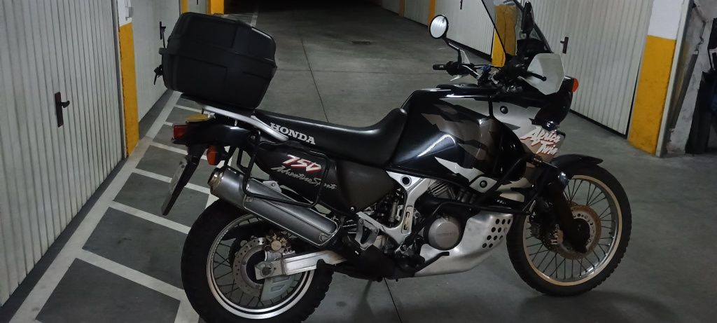 Africa twin xrv 750 RD07
