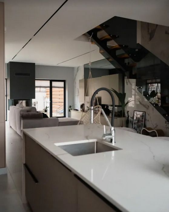 Продаж 2 поверхового таунхаусу Східний