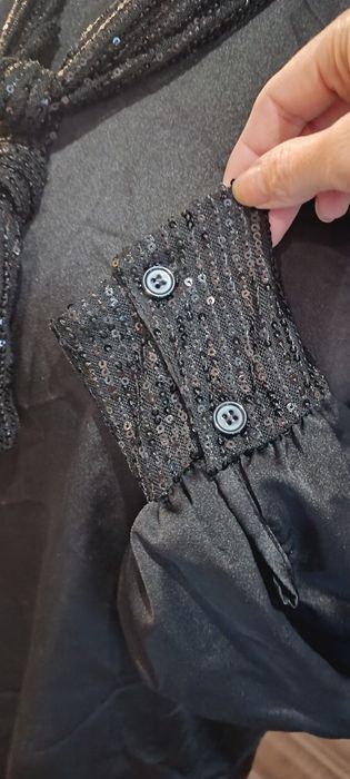 Блуза, нова, святкова, вільного крою, чорного кольору, Італія