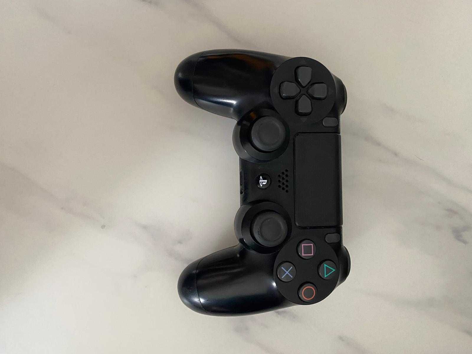 PlayStation 4 slim - 1 TB z dwoma grami PS4