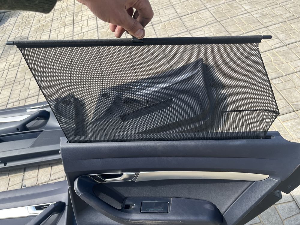 Карти Audi A6 C6 та шторки.