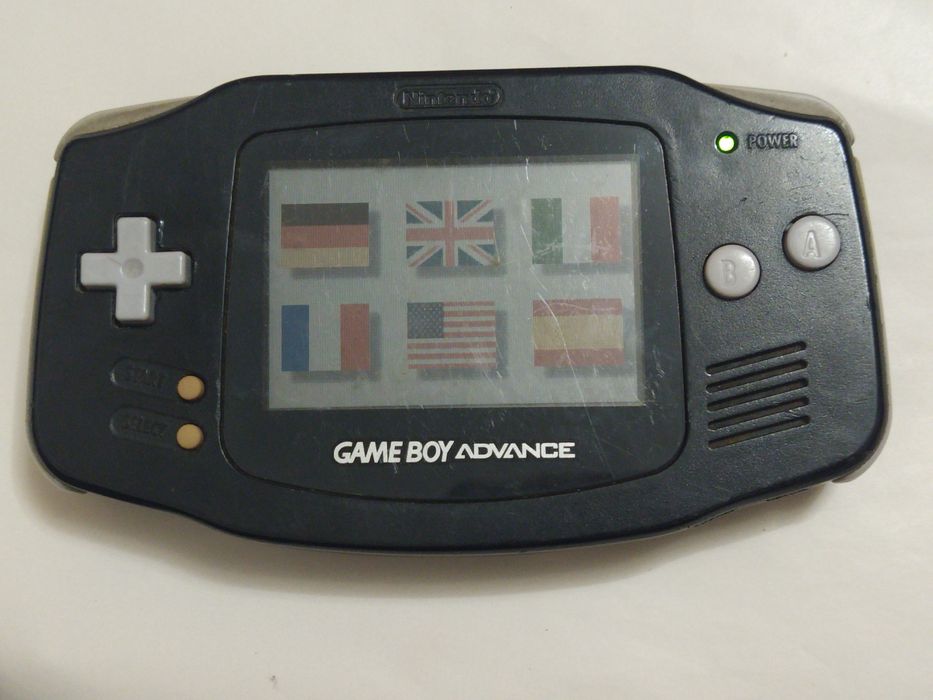 Game Boy Advance para peças ou restauro