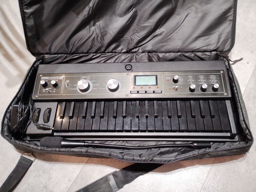 Korg Microkorg XL+ syntezator
