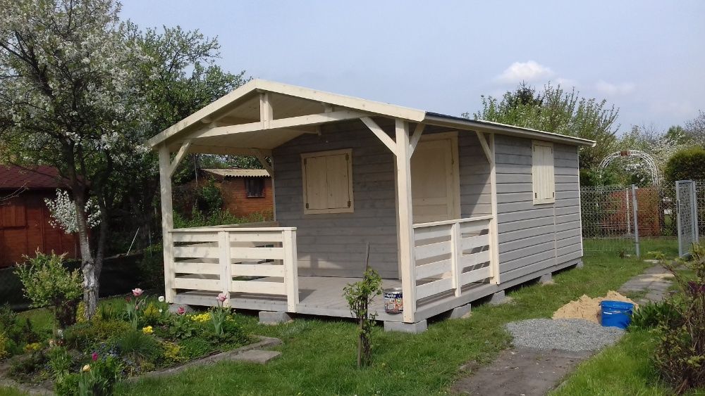 Domek drewniany, letniskowy, altana, z tarasem 4m x 6m