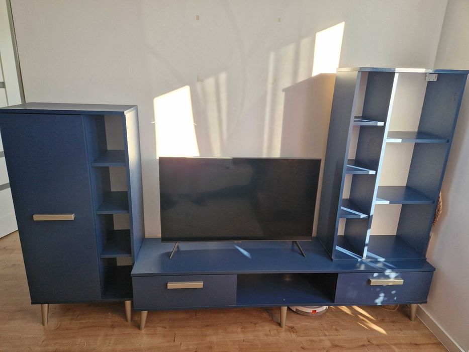 Meblościanka granatowa