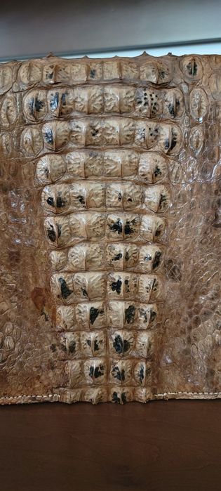 Сумка из крокодиловой кожи