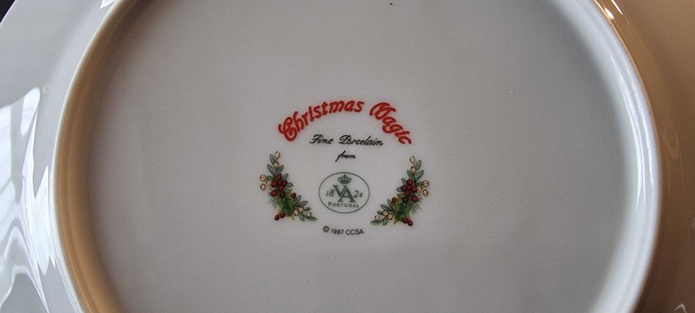 Conjunto loiça VISTA ALEGRE (cristmas magic 45 peças novas) porcelana