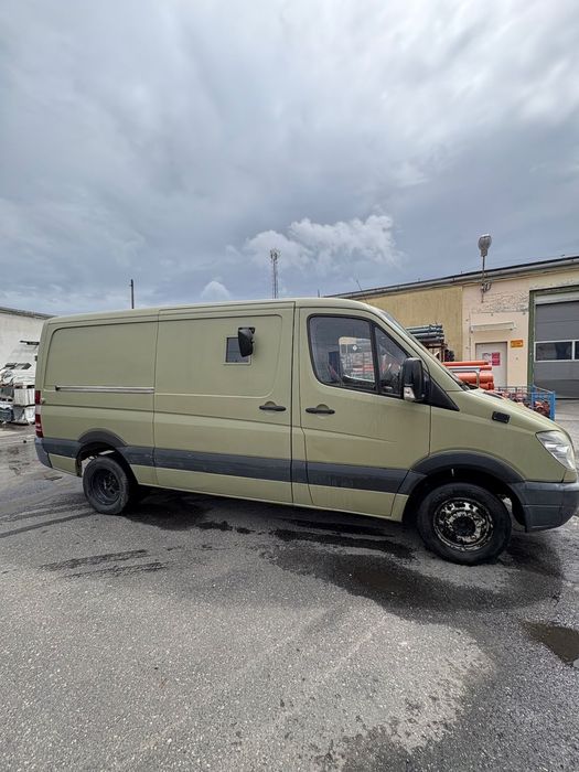 Mercedes-Benz Sprinter 513 bankowóz  Pancerny bankowóz off road 5 osobowy kat.C