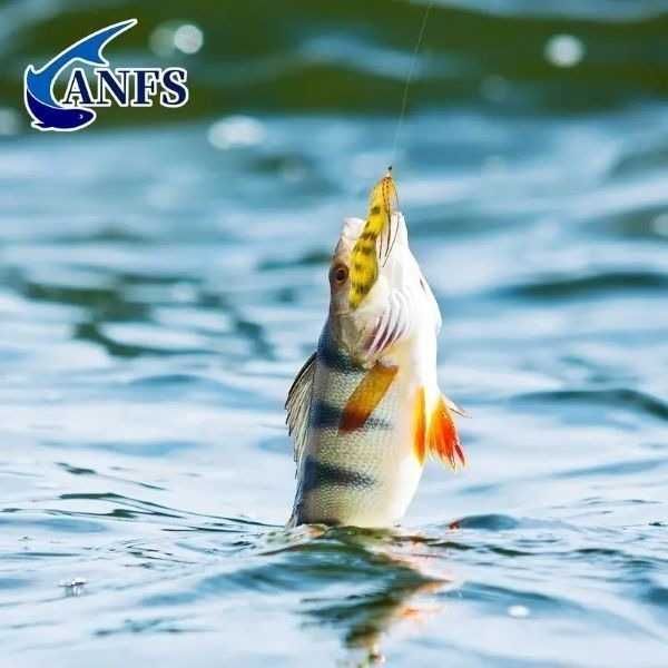 Przynęty- muchy szczupak, sandacz, okoń. 3 szt. komplet.