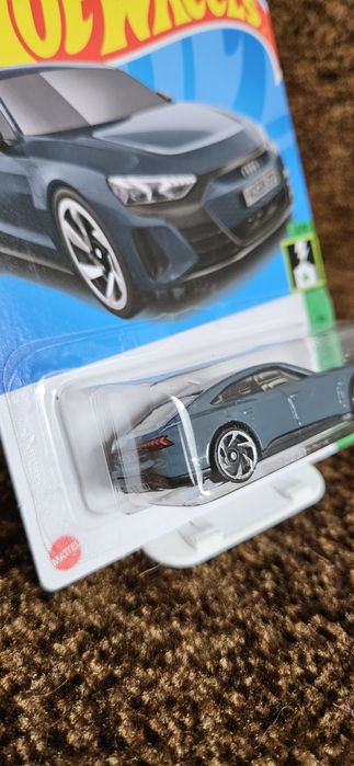 Audi rs e-tron gt hot wheels