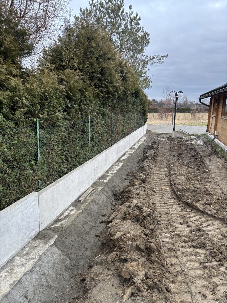 Mury oporowe elki betonowe tarasy z elek/parkingi płoty z elek skarpy