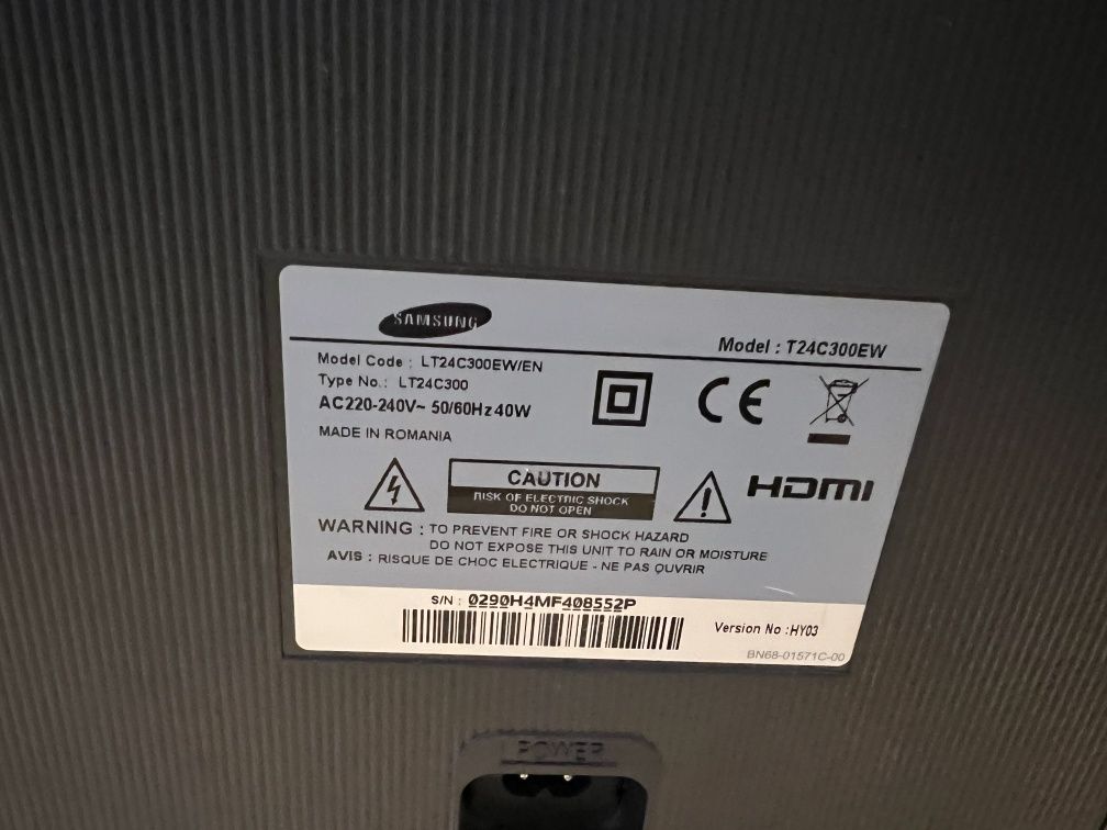 Monitor 24 cale Full HD Samsung  z funkcją telewizji