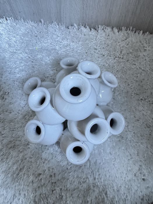 Stara ceramiczna stacja do roślin