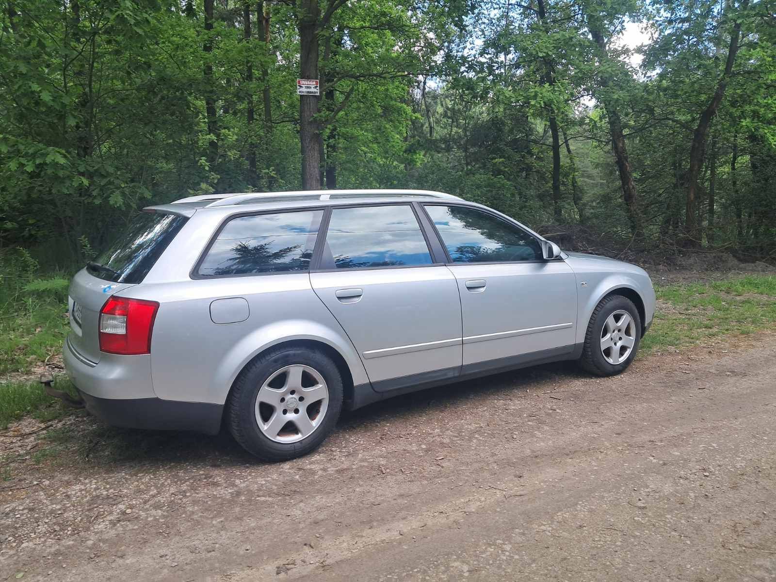Audi A4 z gazem, 5 drzwi- ekonomiczne i pojemne