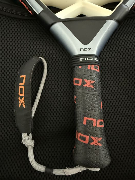 Rakieta do padla Nox AT10 Pro Cup Comfort by Agustin Tapia 2025