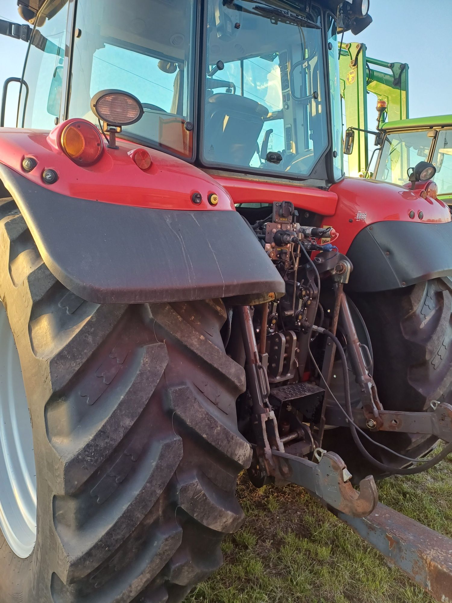 Massey ferguson 7718 dyna 6 tuz wom