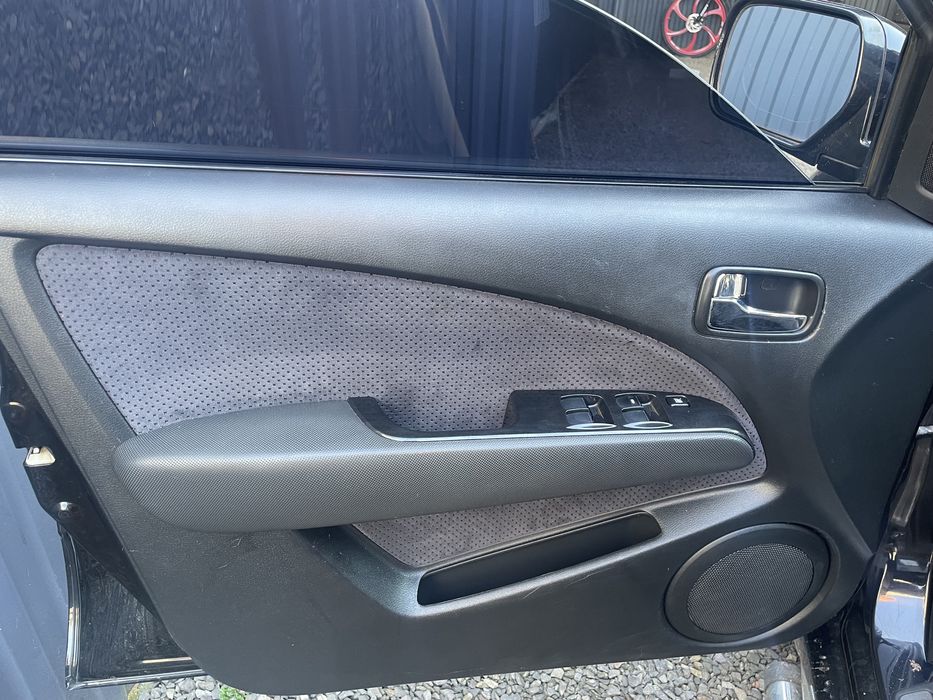 Автомобіль