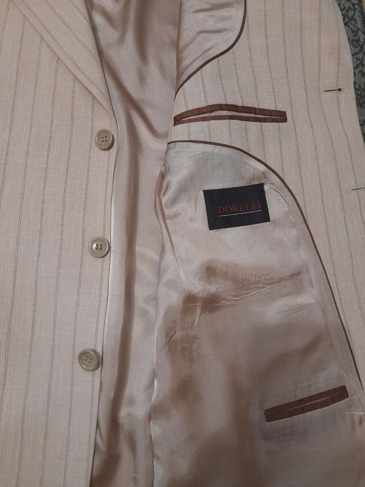 Пиджак мужской светлый