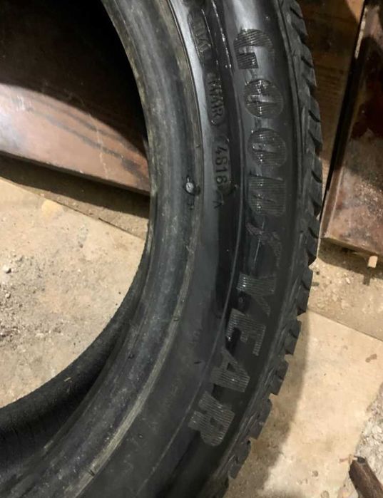 Продам шины Goodyear 225/50/17