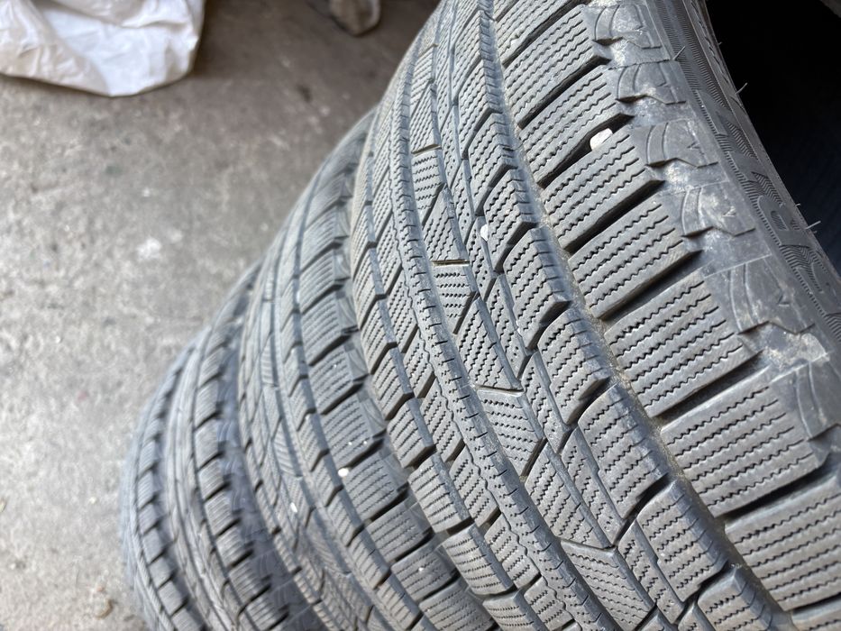 Opony Zimowe 225/45/17R