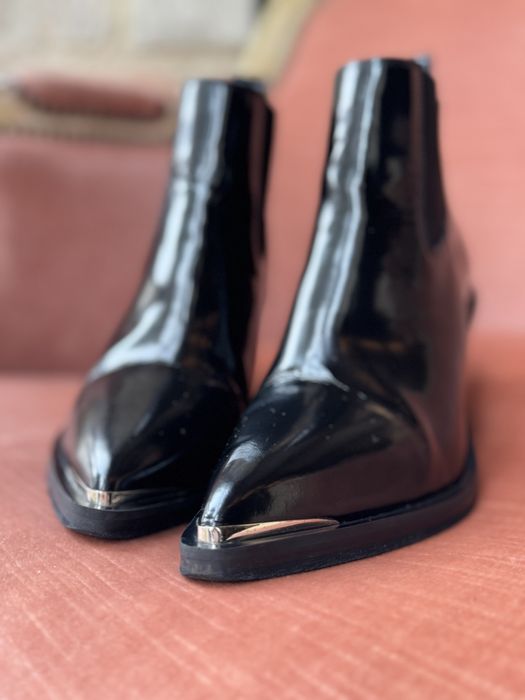 Козаки The Kooples Cos Massimo Dutti Arket