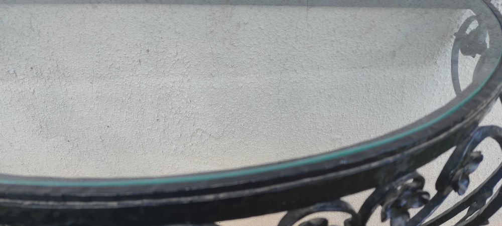 Mesinha de ferro e vidro