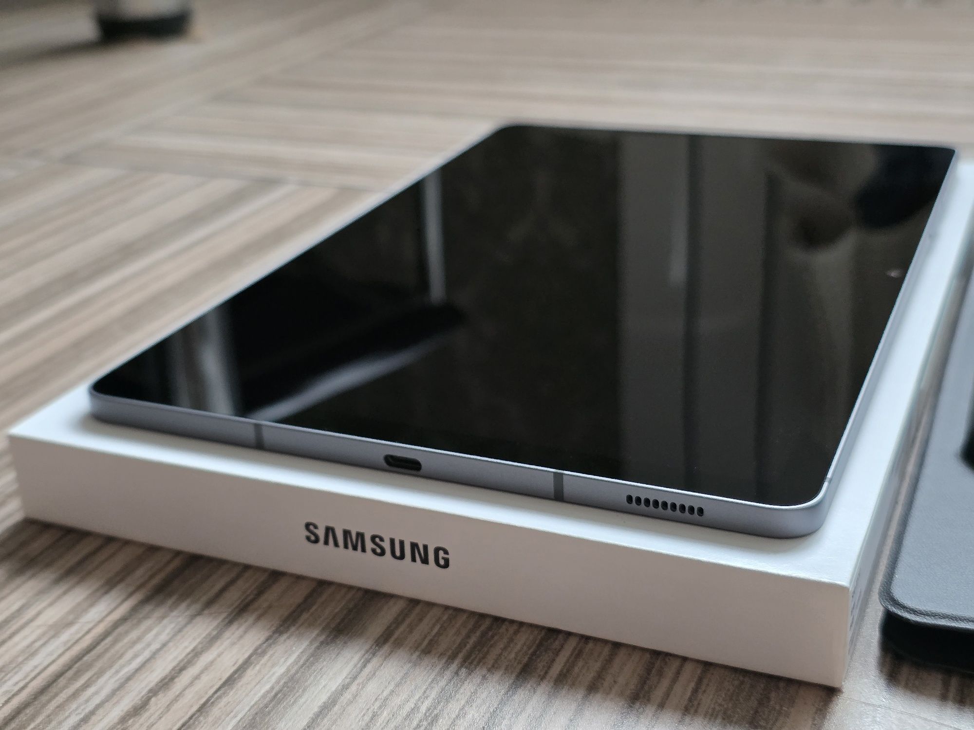 Продам планшет Samsung Galaxy Tab S9 FE 6/128 ГБ