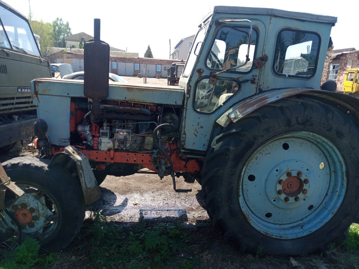Продам трактор т40 з передком