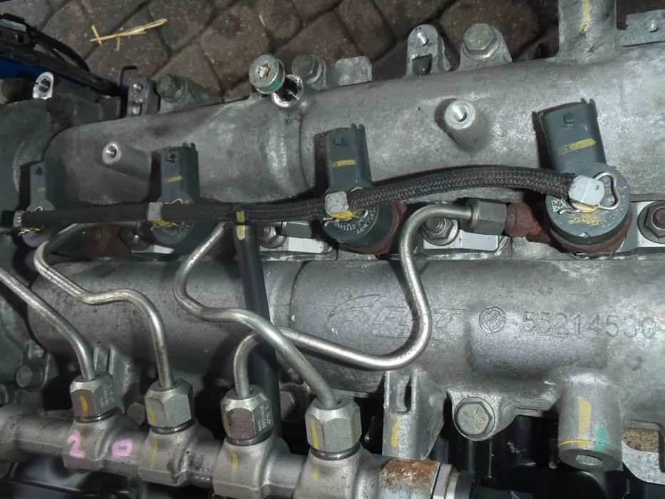 Wtryskiwacz wtrysk Bosch 0445110299 Fiat doblo bravo II opel sabb alfa brera guilietta spaider 1592.0 multijet