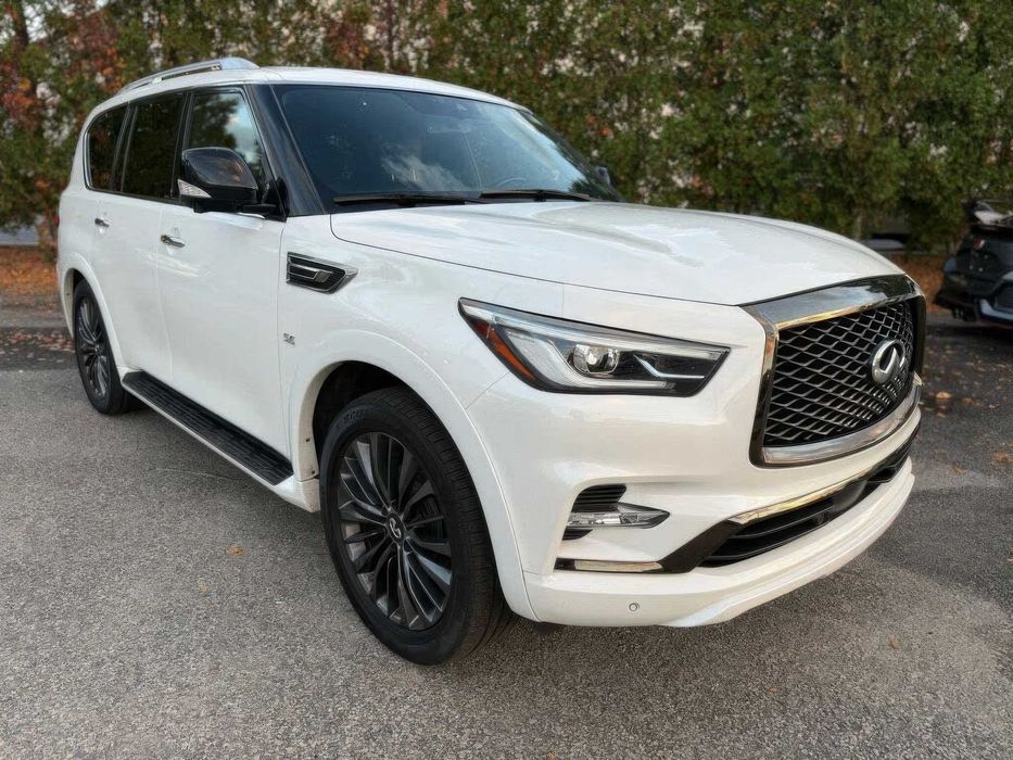 INFINITI QX80 Luxe      2020