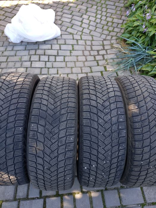 Шини,диски та колеса.