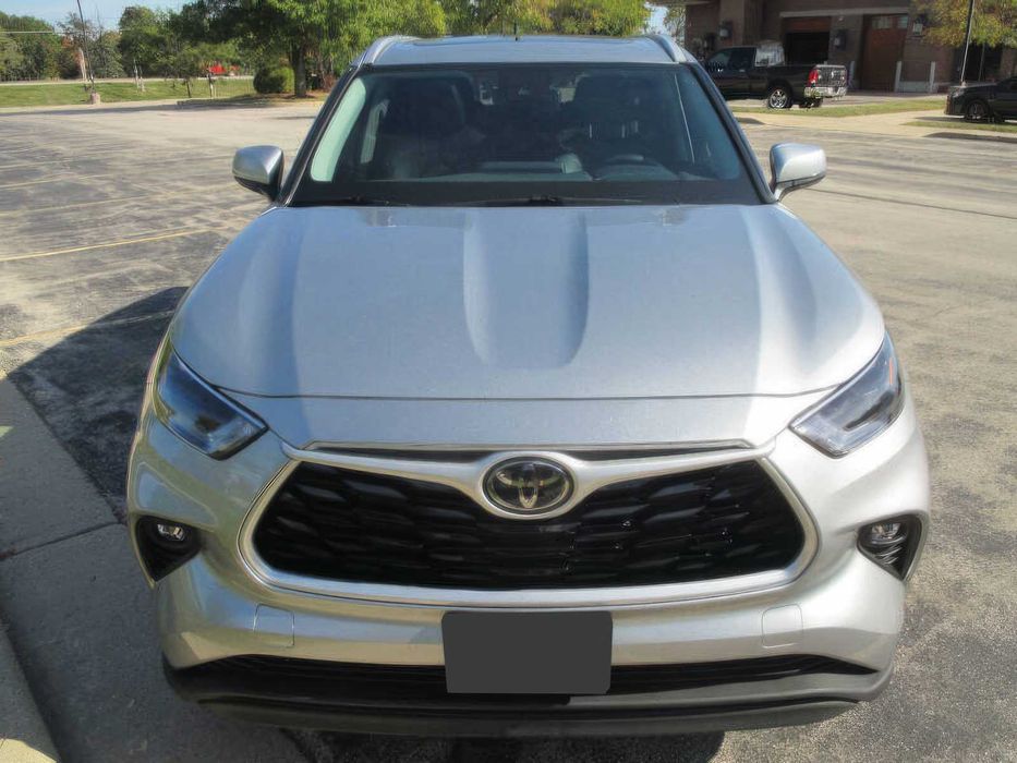 Toyota Highlander XLE      2022