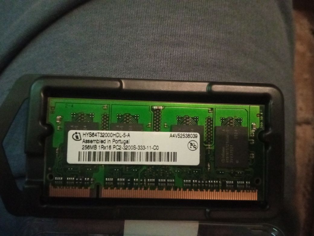 Оперативна пам'ять DDR-2 400MHz 256MB