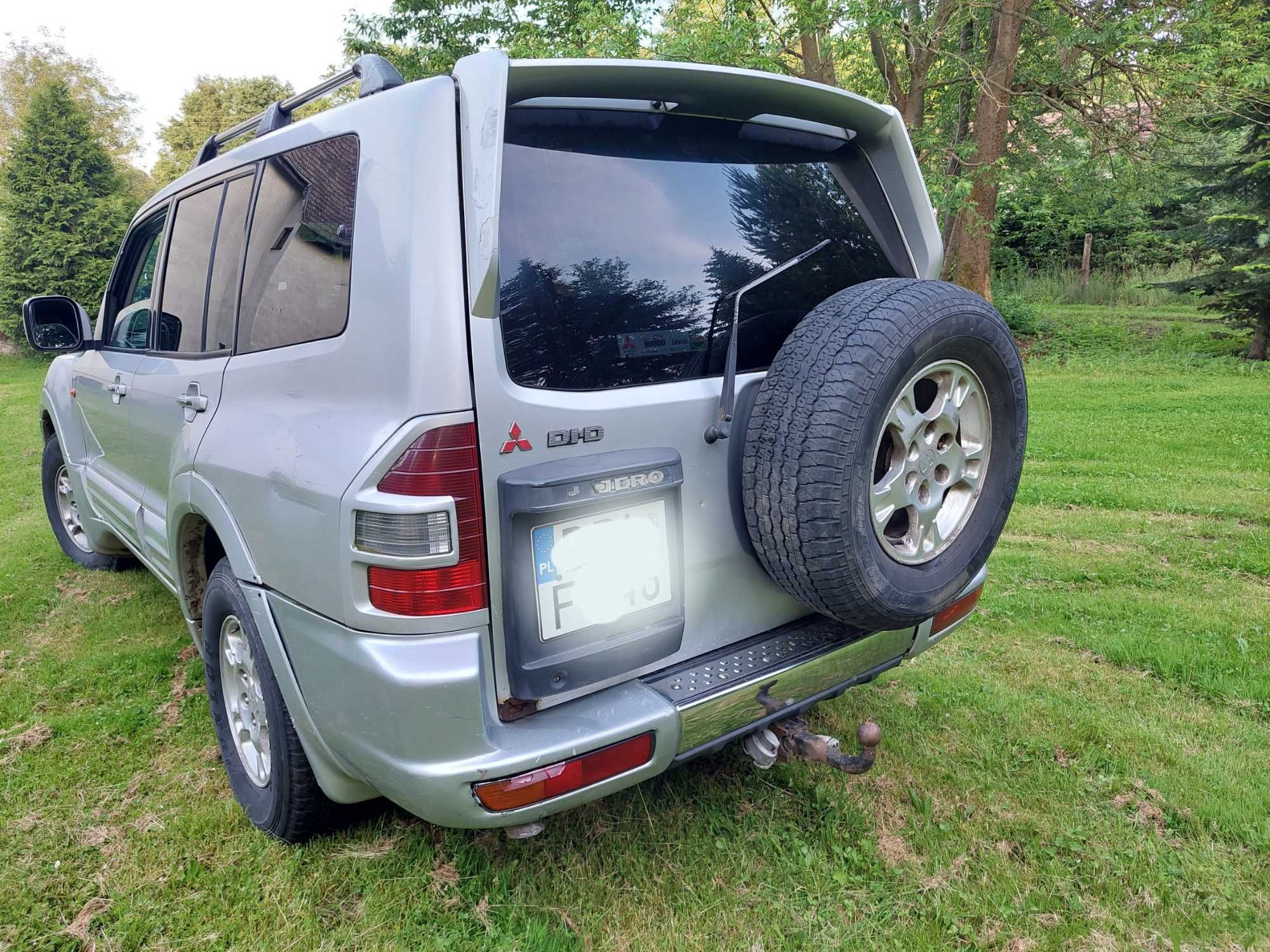 Pajero 7 osobowy 3.2 automat