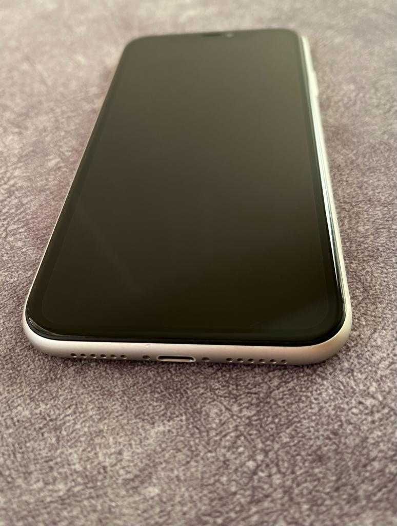 Smartfon iPhone 11 64GB biały