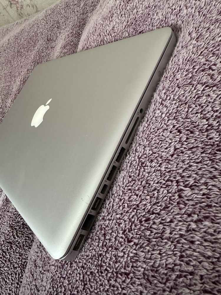 Apple macbook pro 13
